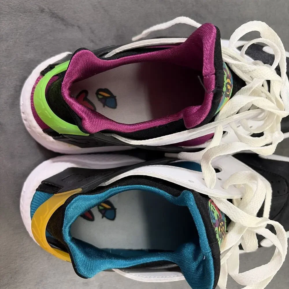 Nike Air Huarache Peace Love Swoosh White Black Multi DM8152-100 Mens 9 Charity